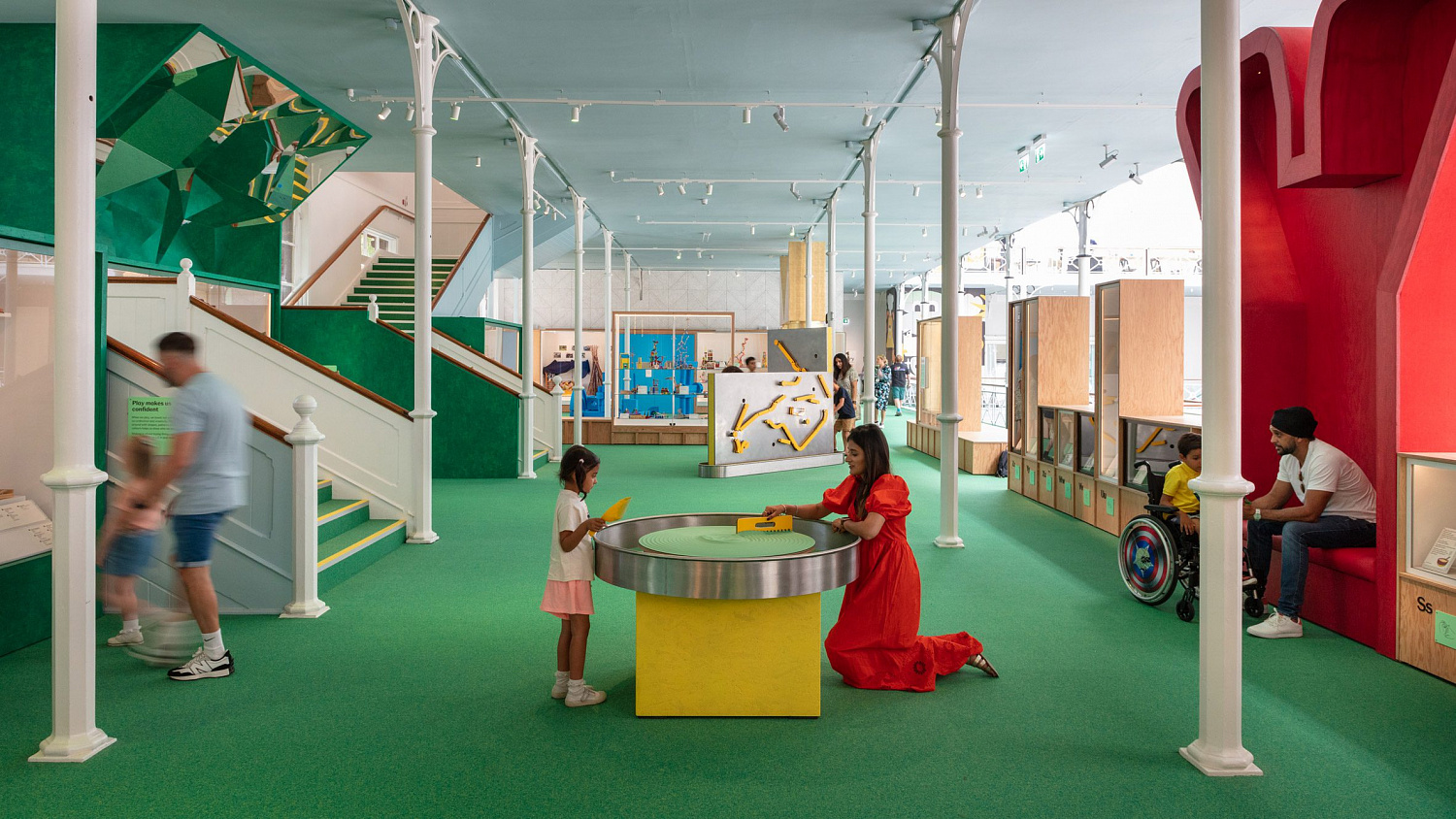 Young V&A: как выглядит обновлённый детский музей в Лондоне