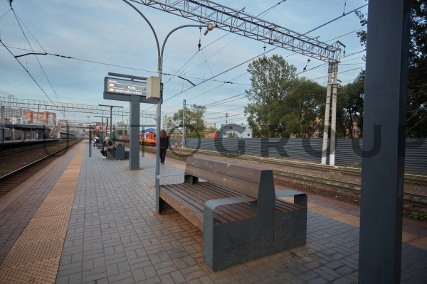 Лавка островная РЖД